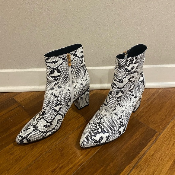 Black and White Snake Skin Booties - Picture 2 of 7